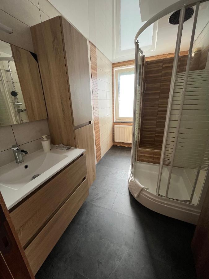 Aux Loups Blancs - Appartement Namur Luaran gambar